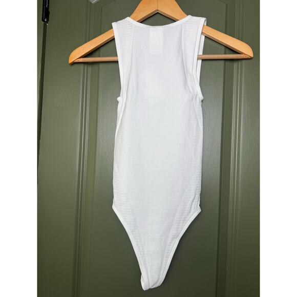 NWT Wolford Grid Net Bodysuit Sleeveless Crewneck Moisture-Wicking White XS - Picture 4 of 8